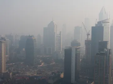 La contaminación se come Shanghái (07-11-2013) La contaminación se come Shanghái (07-11-2013)