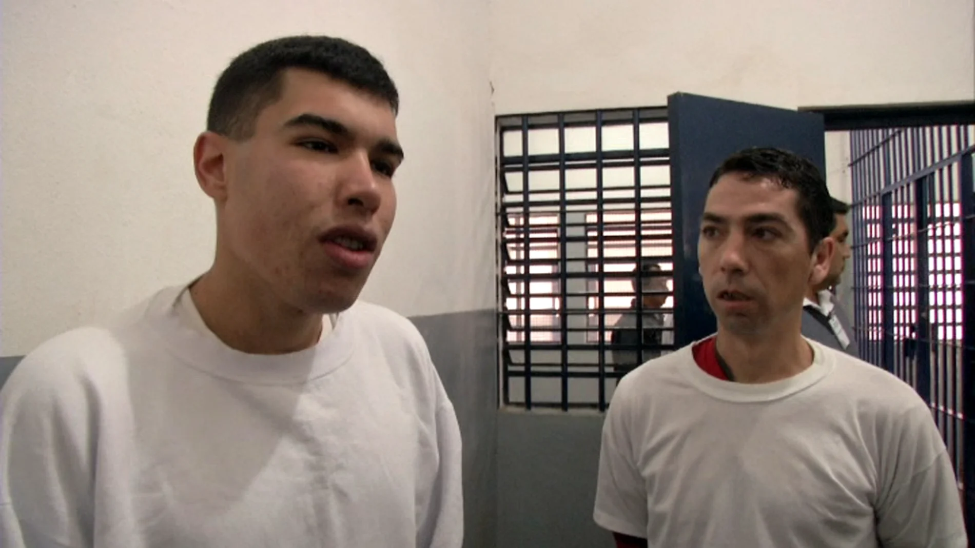 Dos presos españoles en Brasil
