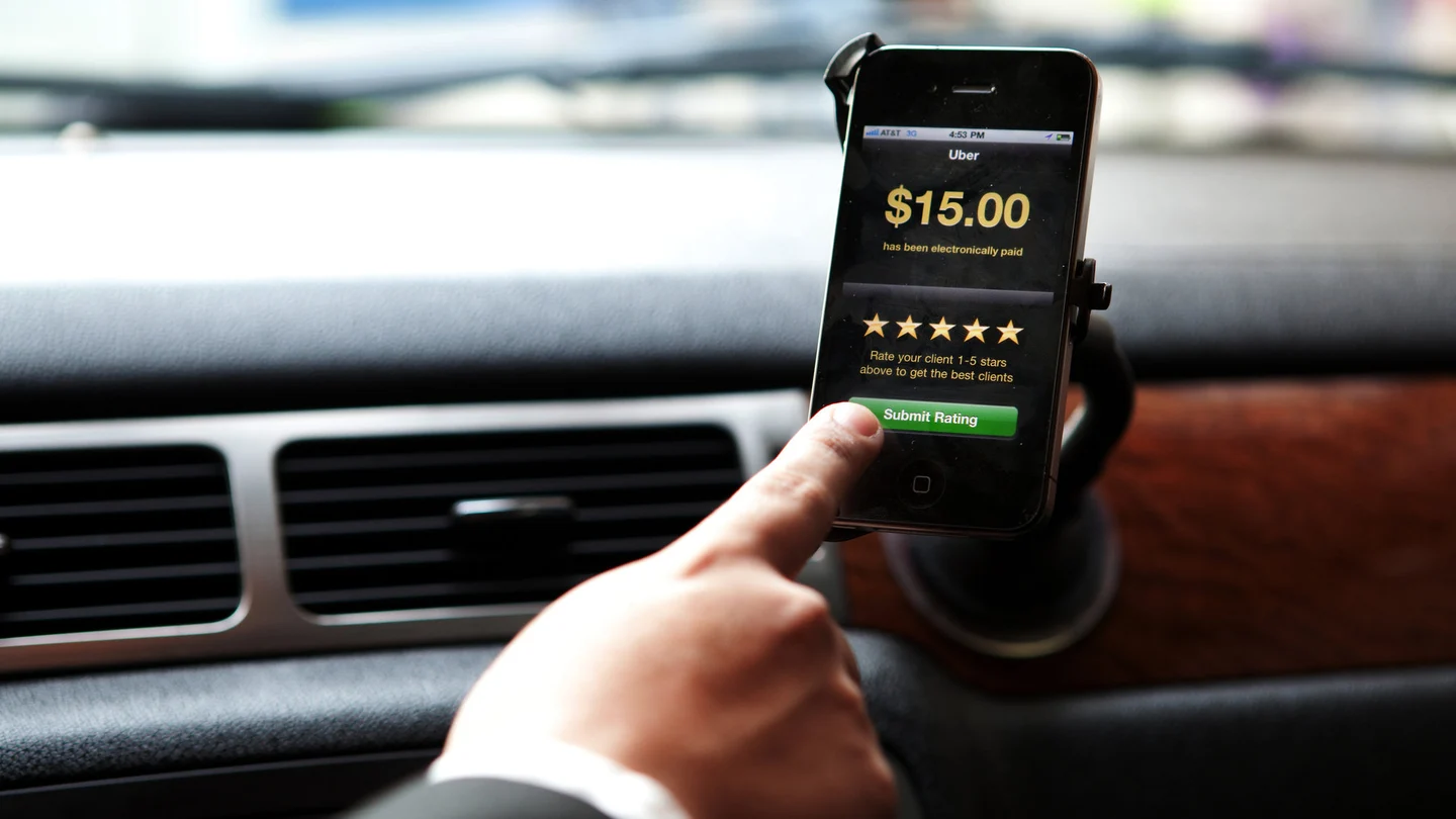 Uber, una forma alternativa de transporte Uber, una forma alternativa de transporte