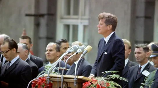 John F. Kennedy pronuncia su famoso discurso en Berlín, junio de 1963 John F. Kennedy pronuncia su famoso discurso en Berlín, junio de 1963
