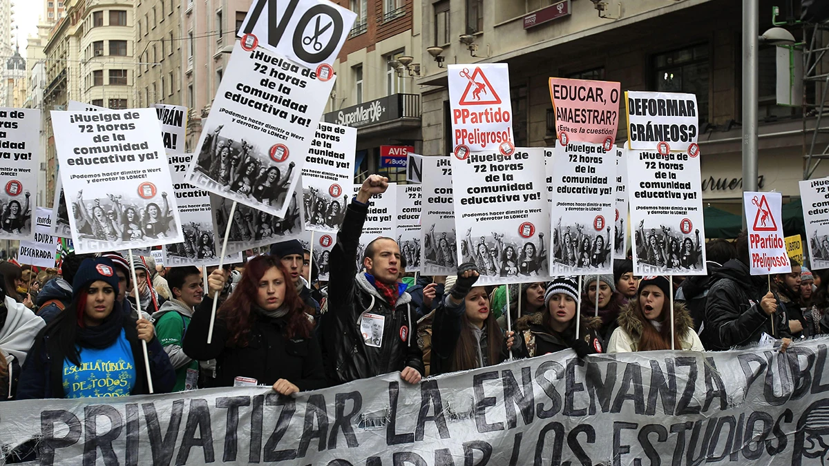La 'marea verde' contra la nueva ley educativa del ministro Wert La 'marea verde' contra la nueva ley educativa del ministro Wert