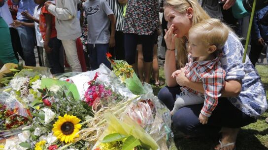 Sud&aacute;frica llora la muerte de Mandela