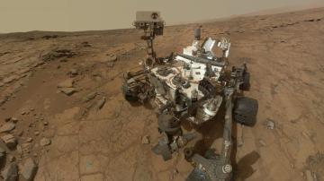 Curiosity. Sólo el robot marciano fue capaz de hacer sombra al higgs durante el año pasado.