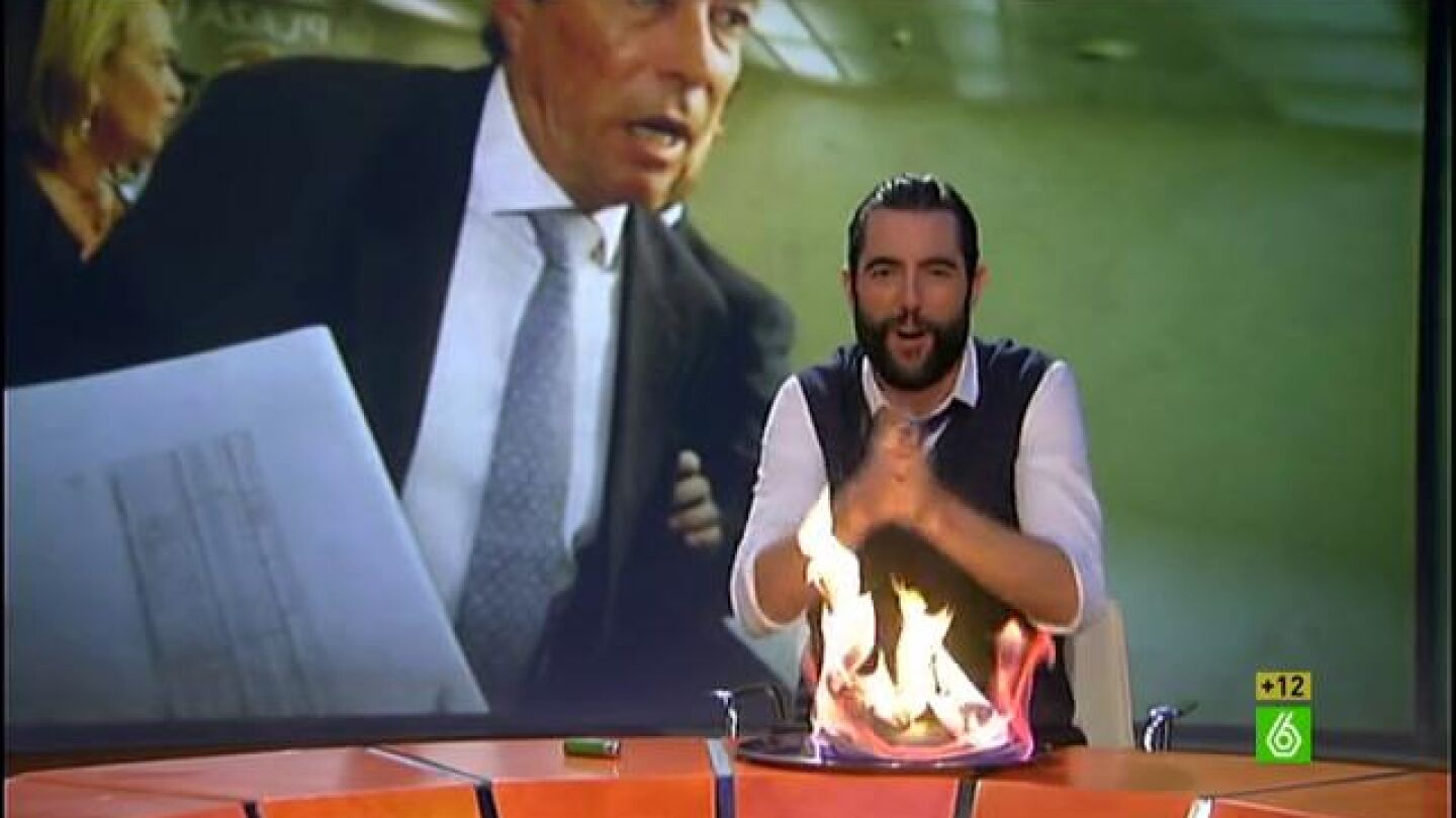 Dani Mateo calienta el plat&oacute;
