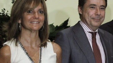 El expresidente de la Comunidad de Madrid y su mujer Lourdes Cavero