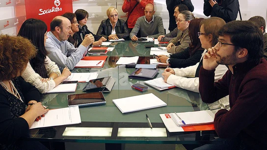 Rubalcaba con asociaciones de mujeres, médicos y juristas Rubalcaba con asociaciones de mujeres, médicos y juristas