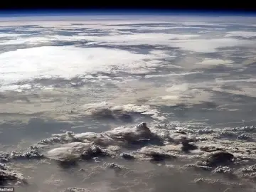 Continente africano desde el espacio Continente africano desde el espacio