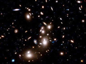 Cúmulo de Galaxias Abell 2744