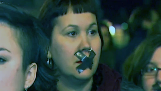 El colectivo ‘Mujeres inquietas’ saca a las calles de Segovia su protesta contra la ley del aborto El colectivo ‘Mujeres inquietas’ saca a las calles de Segovia su protesta contra la ley del aborto