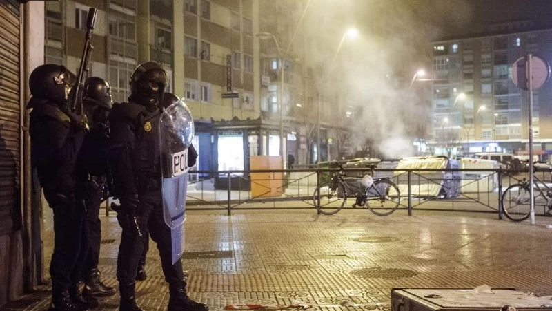 El barrio de Gamonal en Burgos ha vuelto esta noche a ser escenario de graves incidentes