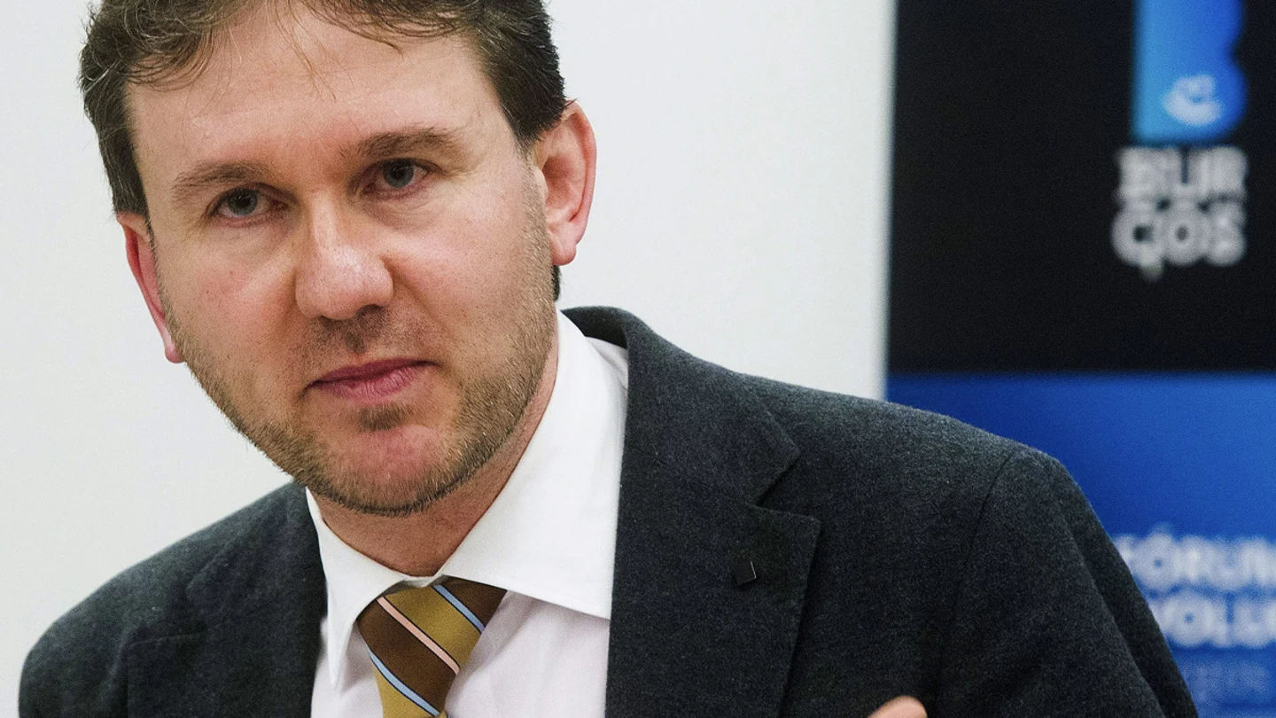 Javier Lacalle: "Hemos concluido que es imposible realizar las obras del bulevar" Javier Lacalle: "Hemos concluido que es imposible realizar las obras del bulevar"
