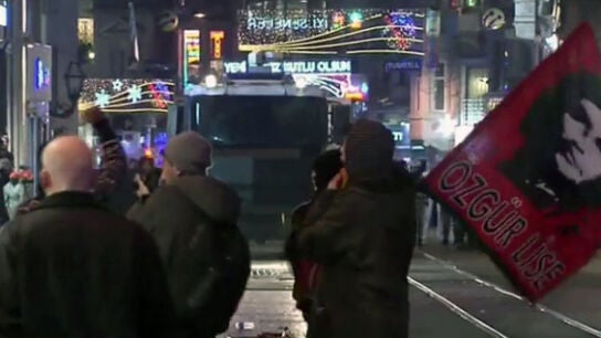 Protestas en Estambul contra los planes de restringir el acceso a Internet