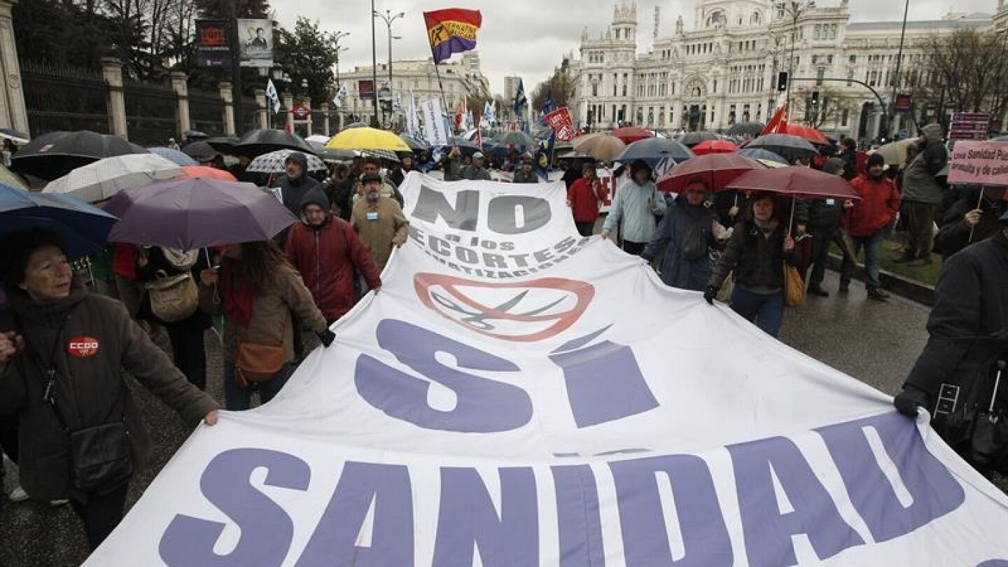  'Marea blanca' en Madrid por la sanidad p&uacute;blica