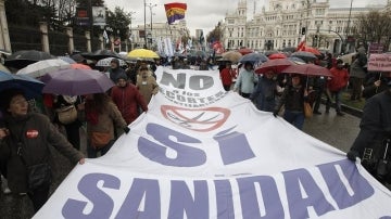  'Marea blanca' en Madrid por la sanidad pública