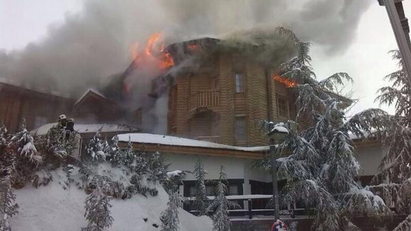 Incendio en un hotel Sierra Nevada