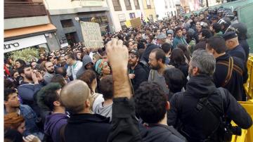 Protestas contra la reforma educativa en la visita de Wert a La Laguna