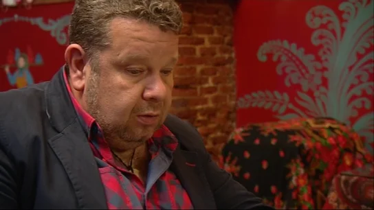 Alberto Chicote prueba el menú Alberto Chicote prueba el menú