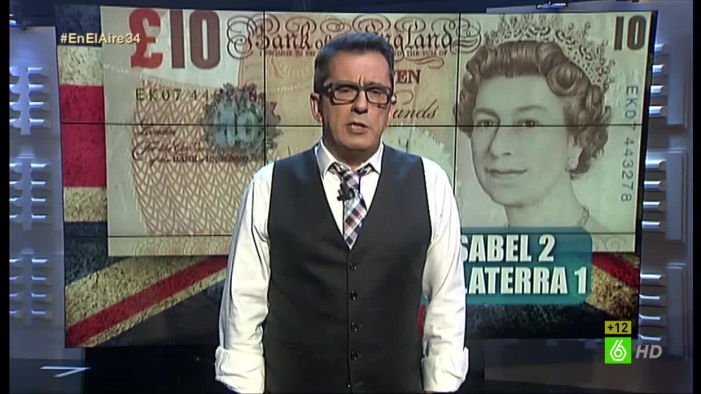 "Los fantasmas del palacio van en trikini"