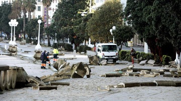 El fuerte temporal deja graves destrozos en la cornisa cantábrica y Galicia