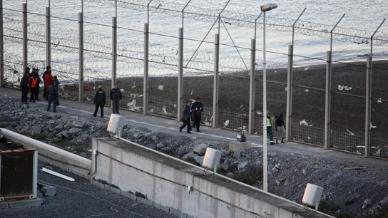 Nueve inmigrantes muertos Nueve inmigrantes muertos