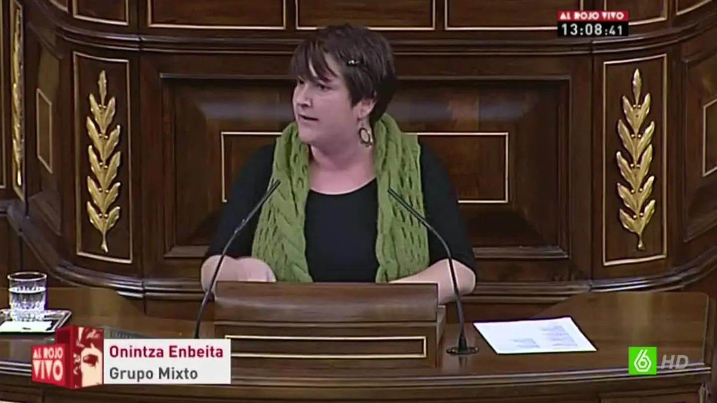 Onintza Enbeita, diputada de Amaiur Onintza Enbeita, diputada de Amaiur