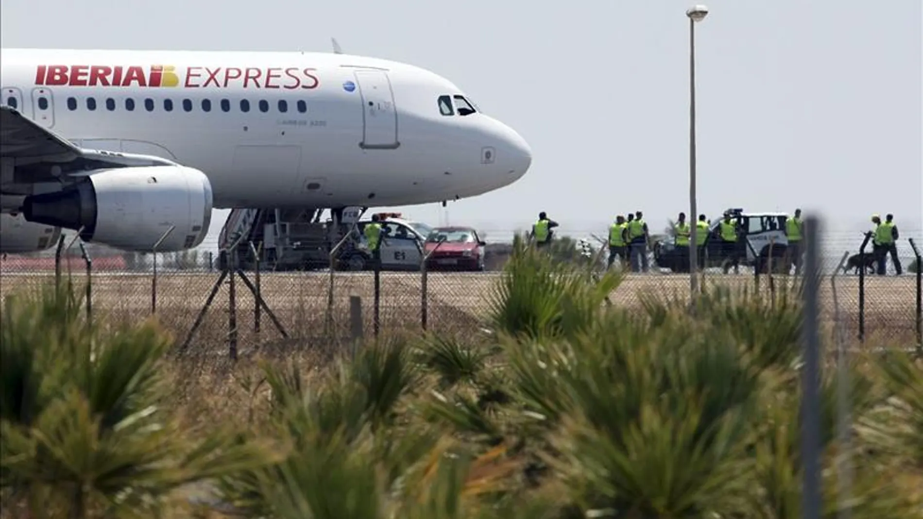Condenan a Iberia Express a pagar 3.500 por impedir volar a una familia con exceso de equipaje