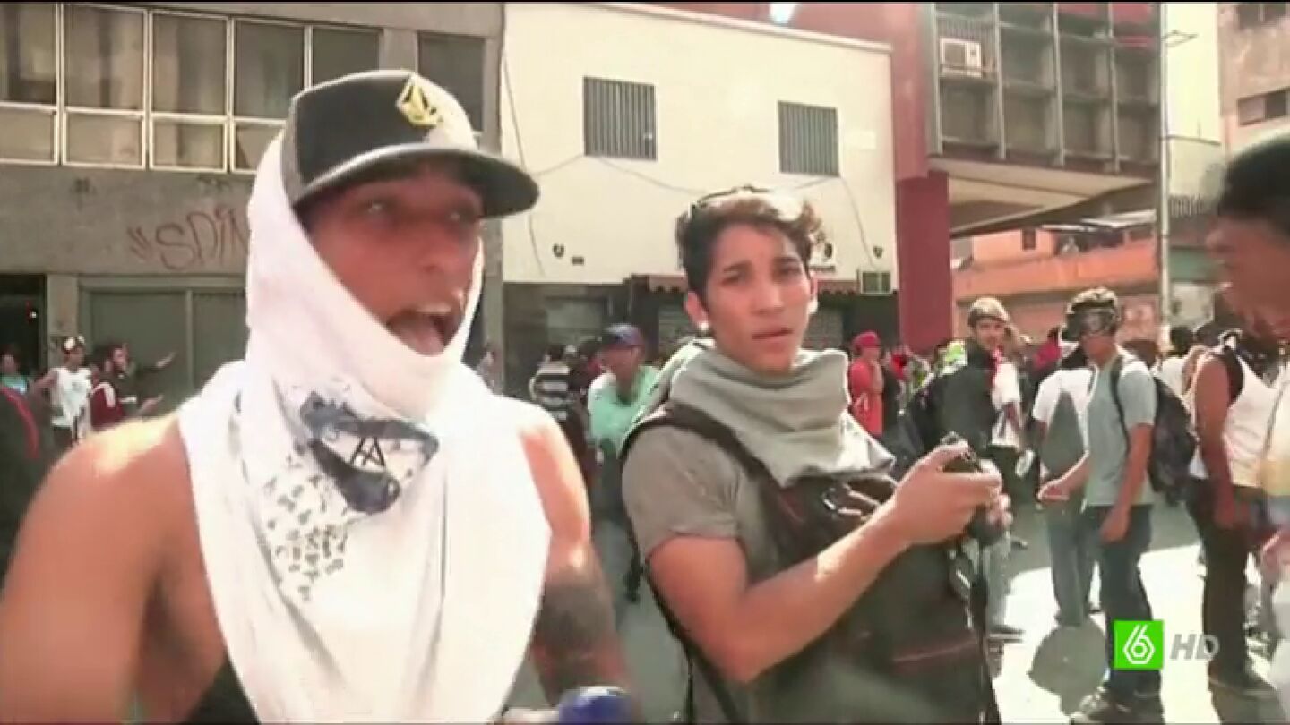 Al menos tres muertos y 23 heridos en las marchas contra Nicol&aacute;s Maduro