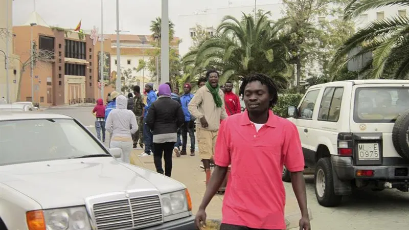 Asciende a 150 la cifra de inmigrantes que han conseguido saltar la valla de Melilla 