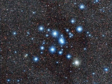 Imagen tomada por el instrumento WFI donde se ve el brillante cúmulo estelar Messier 7