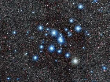 Imagen tomada por el instrumento WFI donde se ve el brillante cúmulo estelar Messier 7 Imagen tomada por el instrumento WFI donde se ve el brillante cúmulo estelar Messier 7