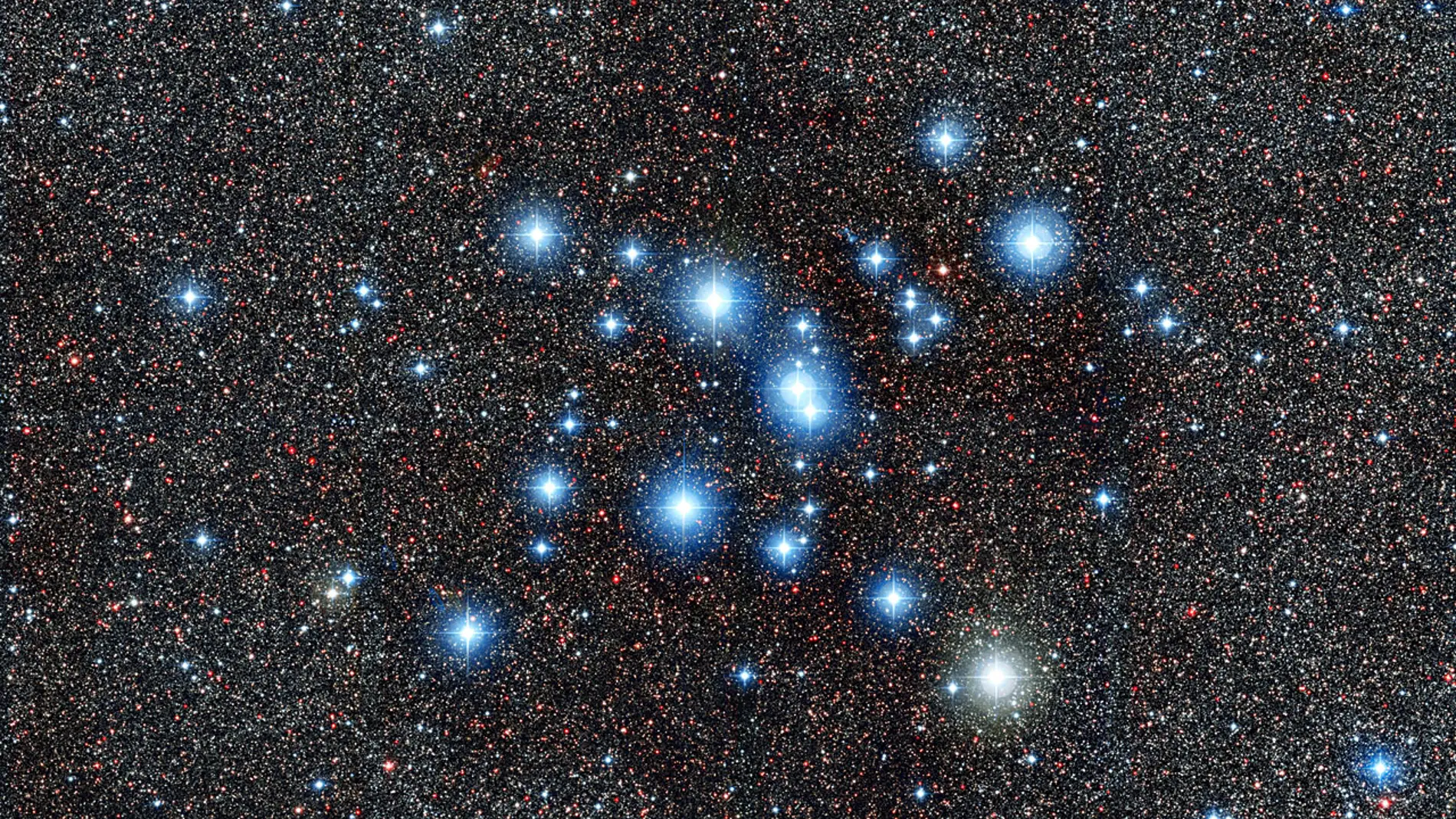 Imagen tomada por el instrumento WFI donde se ve el brillante cúmulo estelar Messier 7