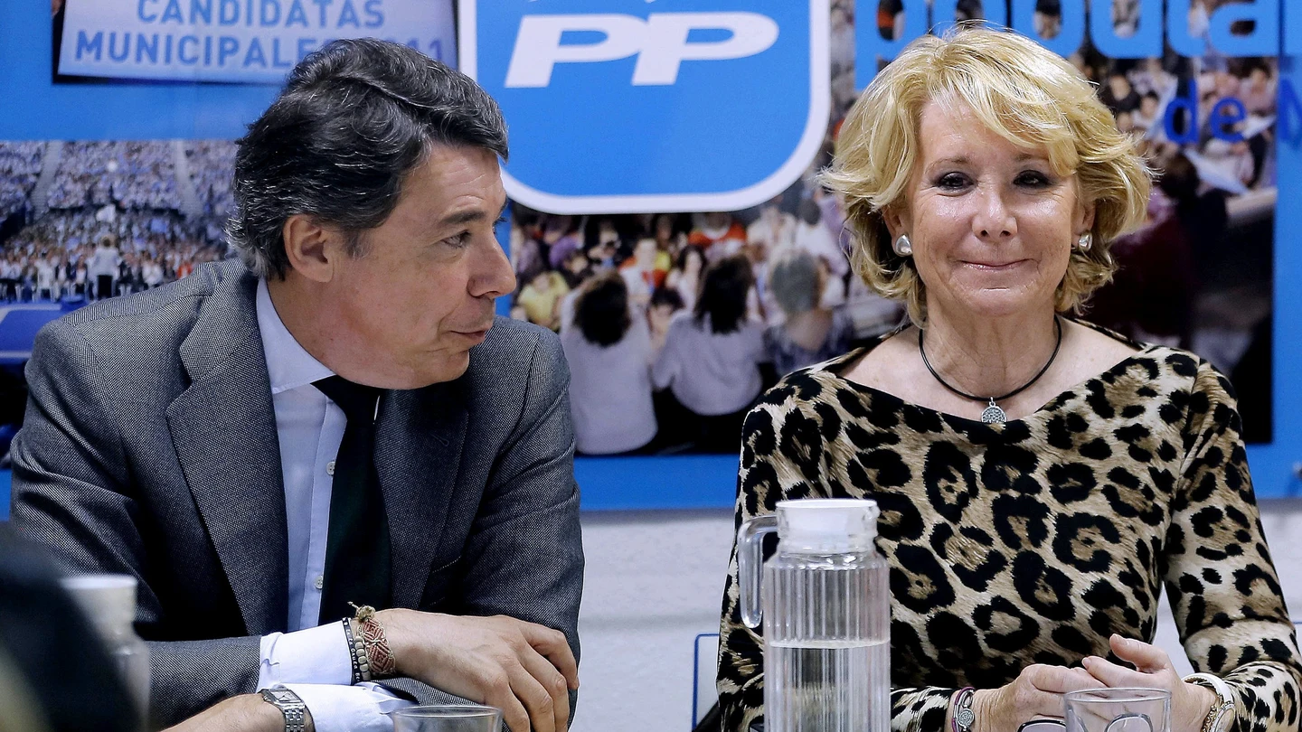 Ignacio González dialoga con Esperanza Aguirre Ignacio González dialoga con Esperanza Aguirre