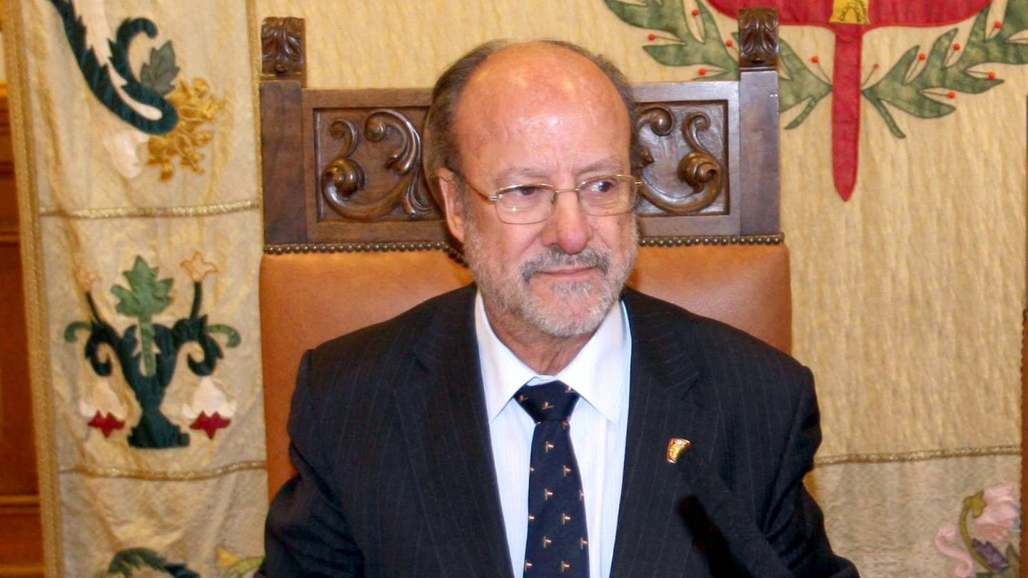 El alcalde de Valladolid, Francisco Javier León de la Riva El alcalde de Valladolid, Francisco Javier León de la Riva