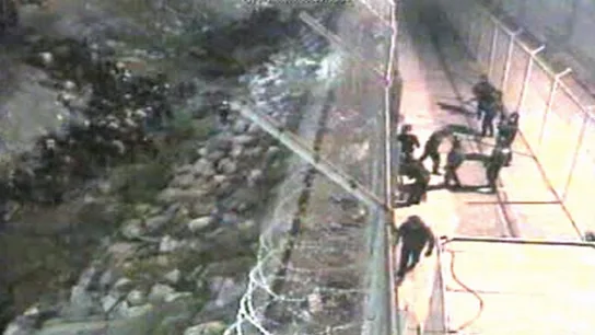 Interior difunde los vídeos de Ceuta y no aprecia disparos a inmigrantes Interior difunde los vídeos de Ceuta y no aprecia disparos a inmigrantes
