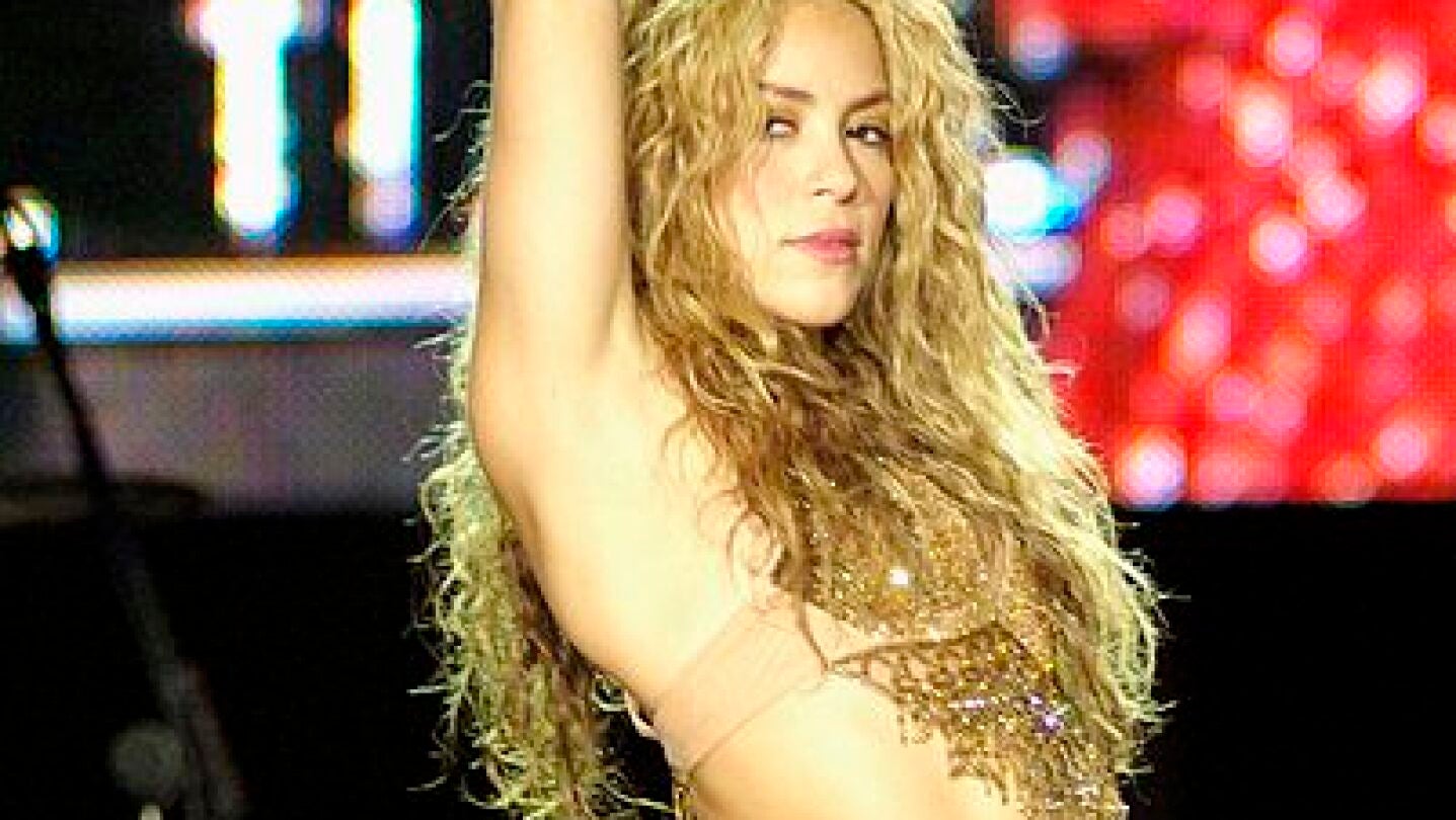 Shakira hace perder el 'sent&iacute;o' con sus movimientos de caderas