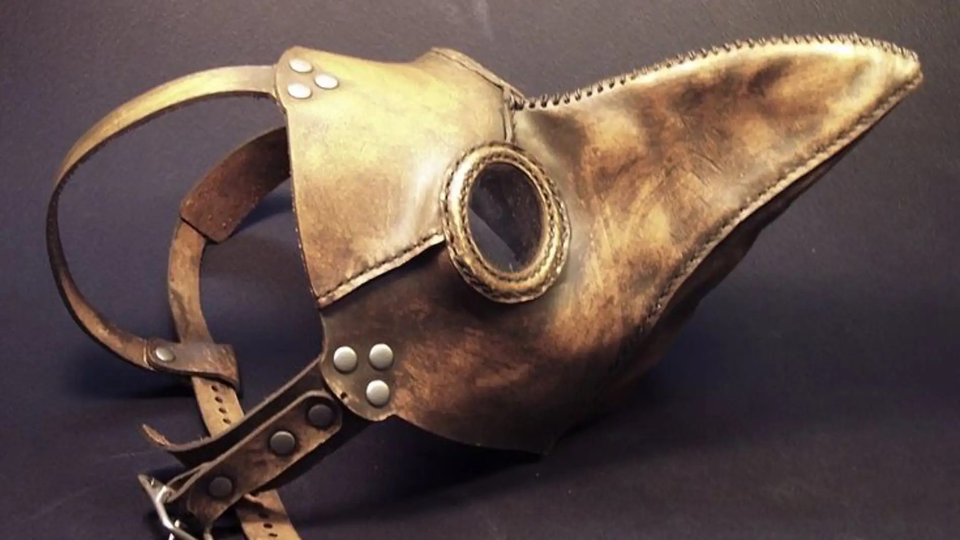 La aterradora máscara que usaban los médicos durante las epidemias de peste en el Medievo