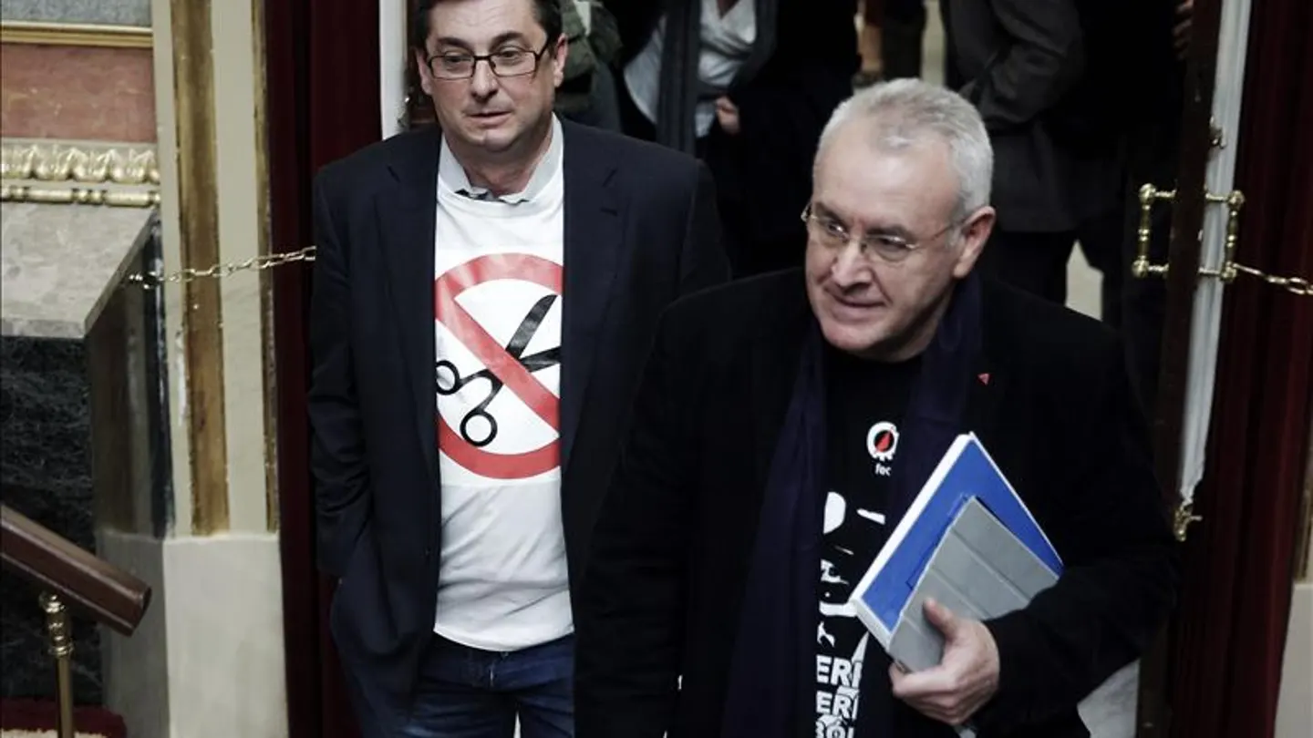 Cayo Lara en los pasillos del Congreso de los Diputados Cayo Lara en los pasillos del Congreso de los Diputados