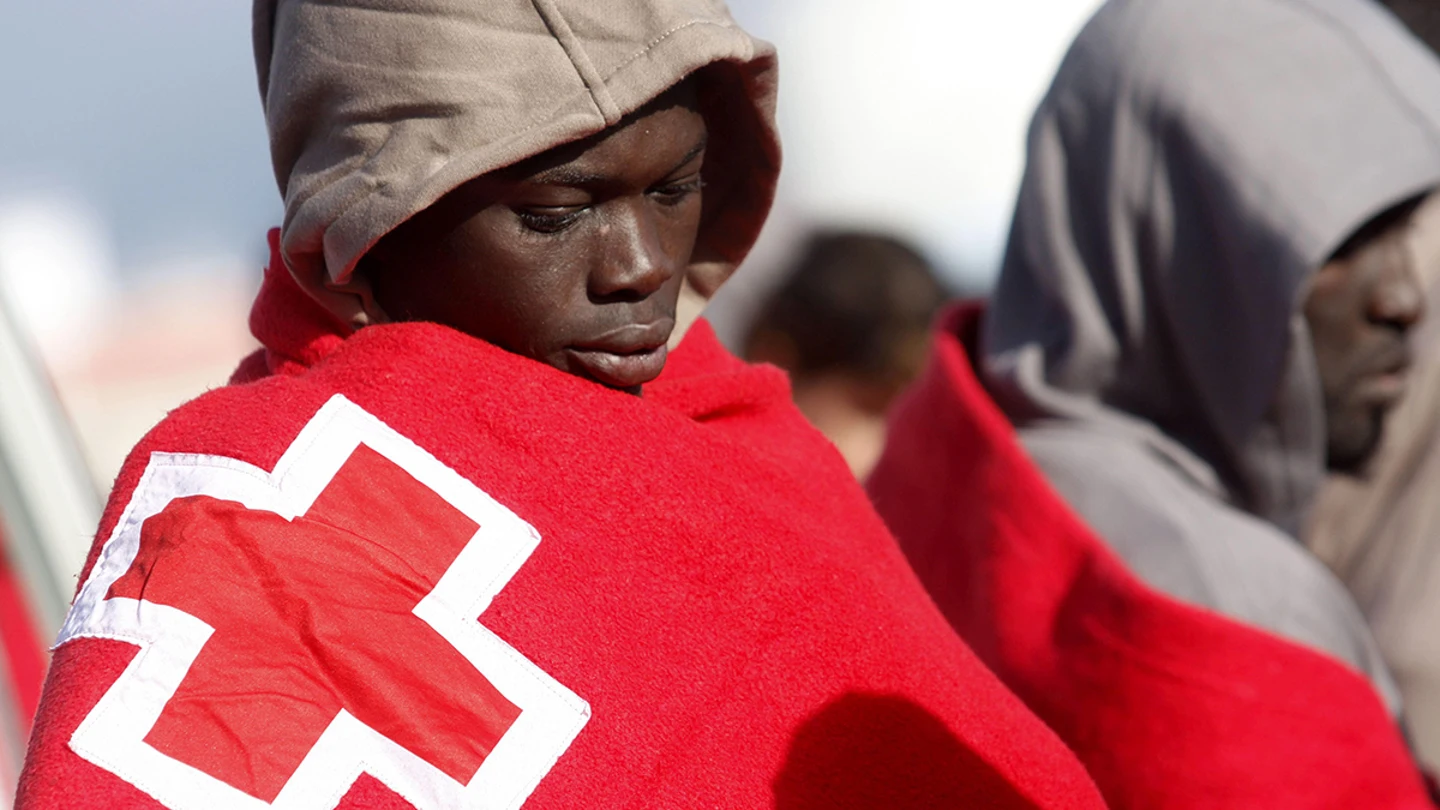 Rescatan dos pateras con 16 inmigrantes subsaharianos en aguas del Estrecho Rescatan dos pateras con 16 inmigrantes subsaharianos en aguas del Estrecho