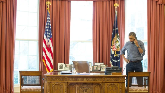 Obama pide a Rusia que repliegue a sus tropas en Crimea Obama pide a Rusia que repliegue a sus tropas en Crimea