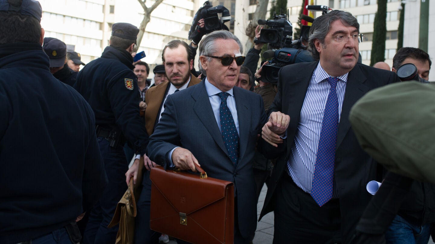 Miguel Blesa, perseguido a la entrada de la Audiencia Nacional