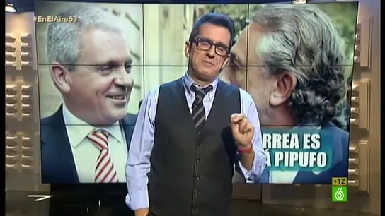 "Correa es papá pipufo" "Correa es papá pipufo"