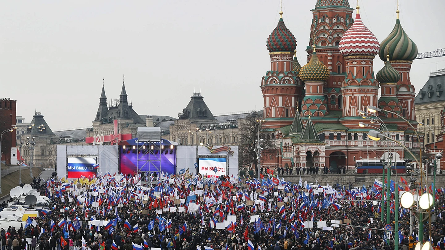 Concentración multitudinaria en Moscú a favor de una Crimea rusa Concentración multitudinaria en Moscú a favor de una Crimea rusa