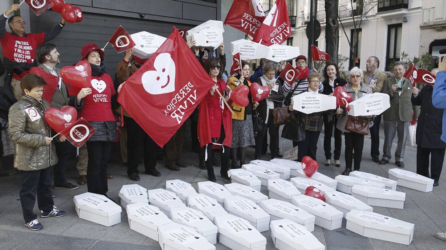 &lsquo;Derecho a Vivir&rsquo; exige a Rajoy que acelere la tramitaci&oacute;n de la ley del aborto