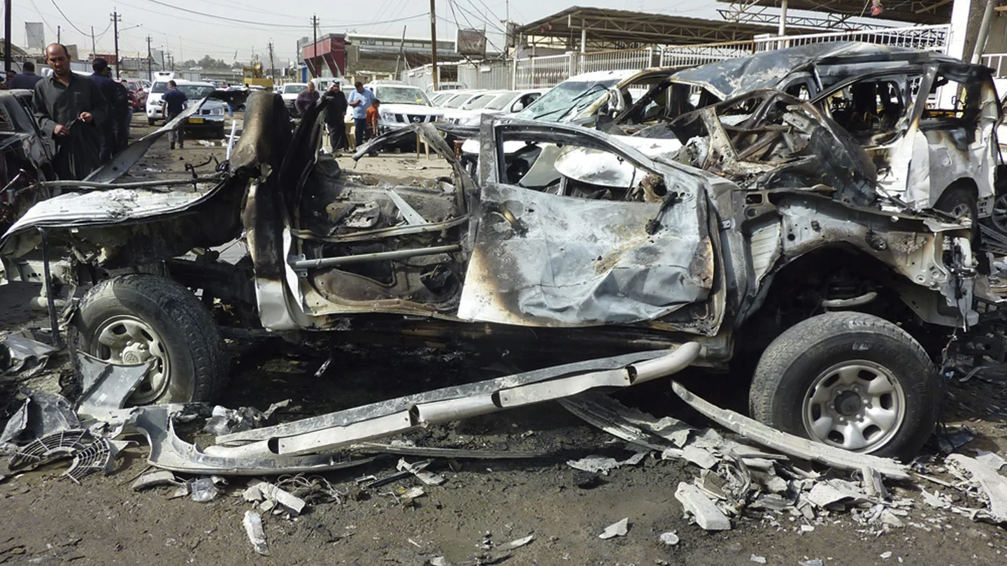 Un concesionario donde fue perpetrado un ataque con bomba, en Irak el pasado 7 de marzo Un concesionario donde fue perpetrado un ataque con bomba, en Irak el pasado 7 de marzo