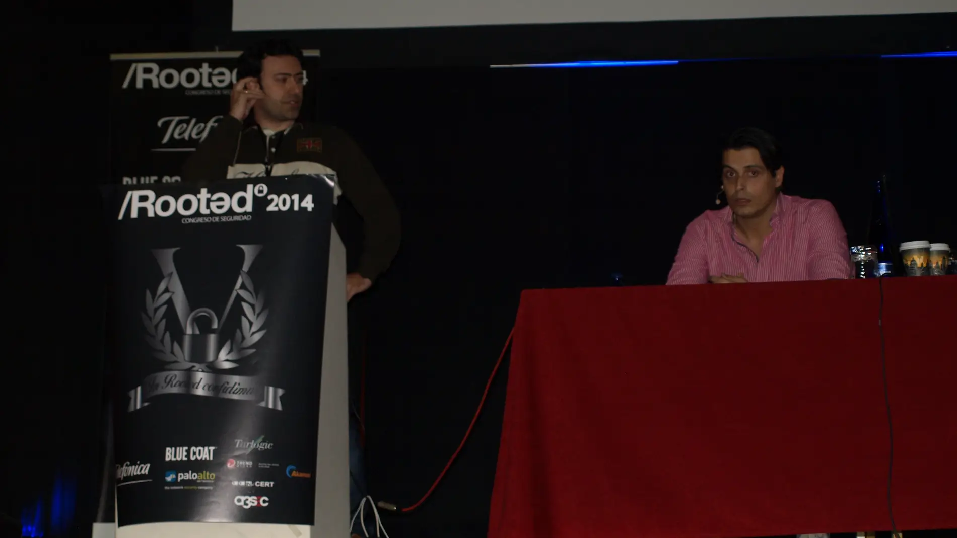 Pablo y Jaime, durante su ponencia en la Rooted CON 2014