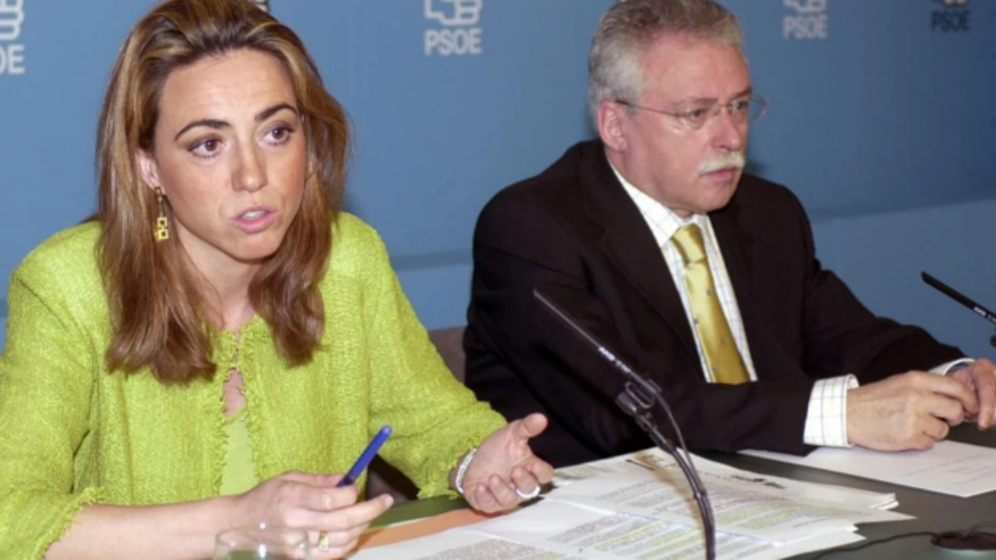 Joaquín Leguina junto a Carmen Chacón Joaquín Leguina junto a Carmen Chacón