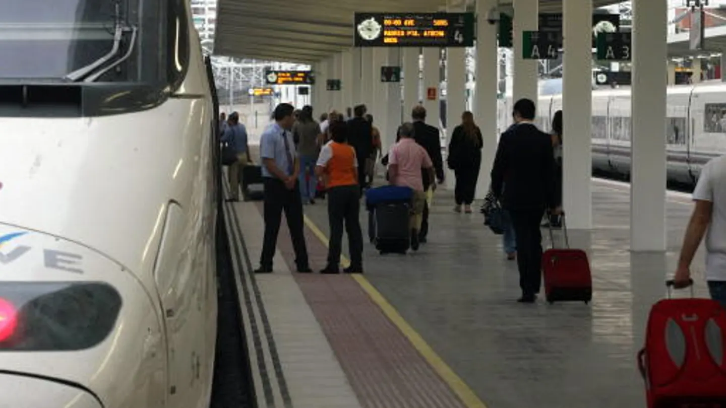 Pasajeros del AVE Pasajeros del AVE