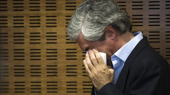 Adolfo Suárez Illana, emocionado al término de la rueda de prensa Adolfo Suárez Illana, emocionado al término de la rueda de prensa