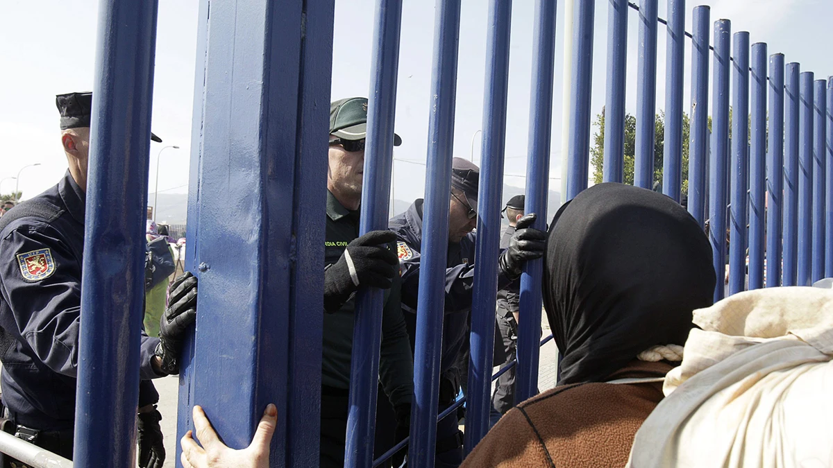 El puesto fronterizo de Beni Enzar, el principal de los cuatro pasos habilitados que existen entre Melilla y Marruecos