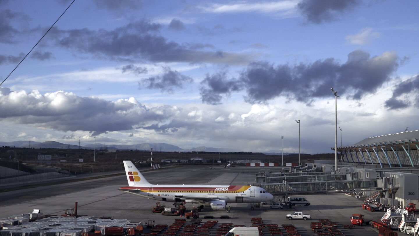 El aeropuerto de Madrid se llamar&aacute; Adolfo Su&aacute;rez